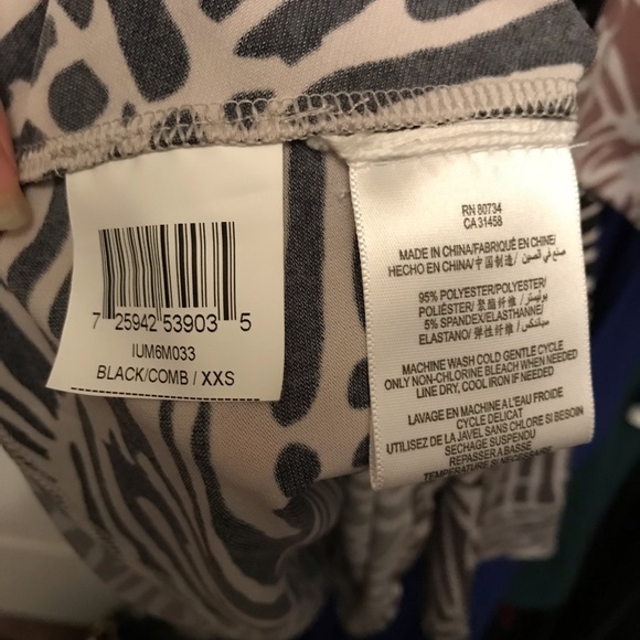 BCBGMaxAzria Adele wrap dress XXS color block - Picture 5 of 6